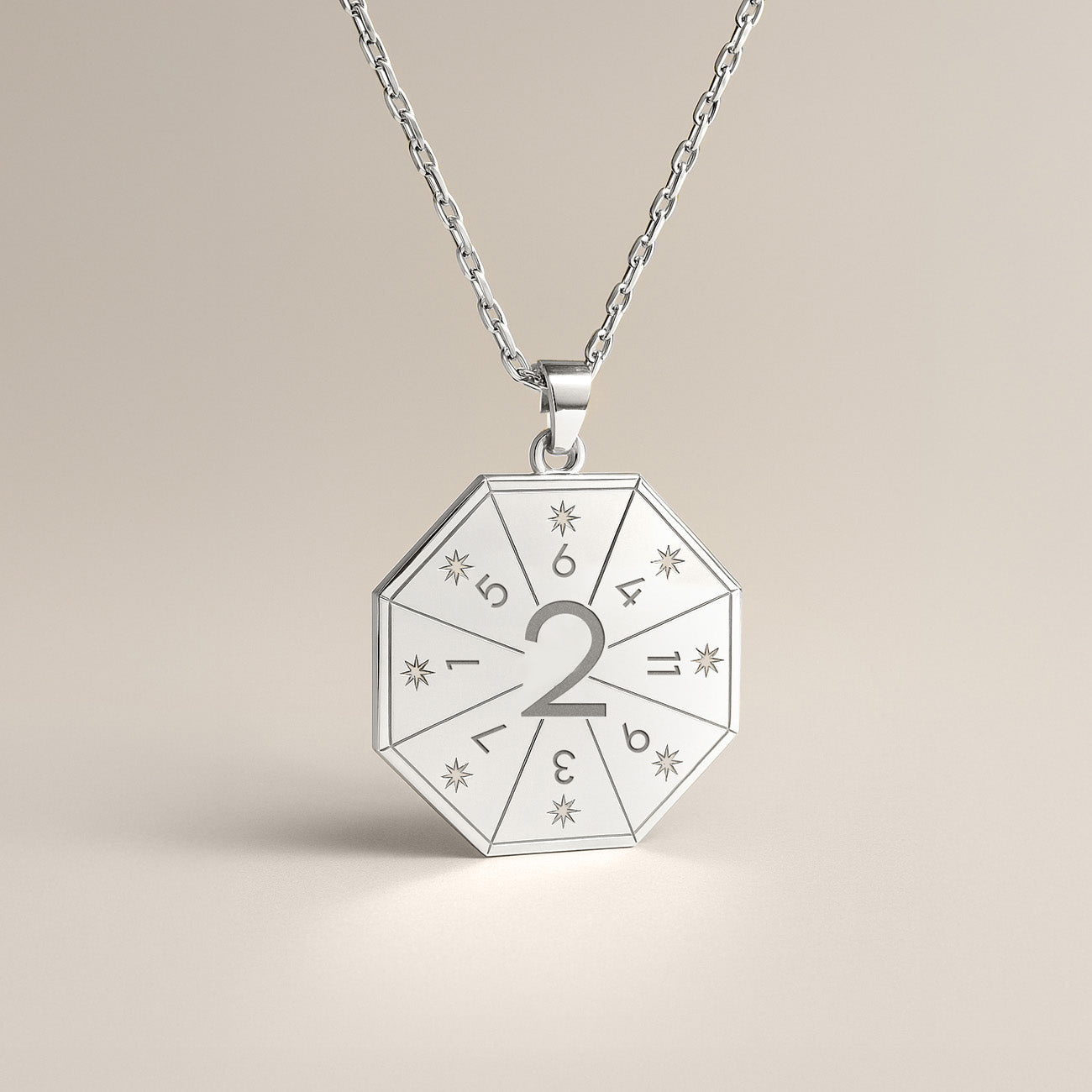 Naszyjnik z wisiorkiem Mediatora (2) w kolorze srebrnym – Pieczęć Harmonii