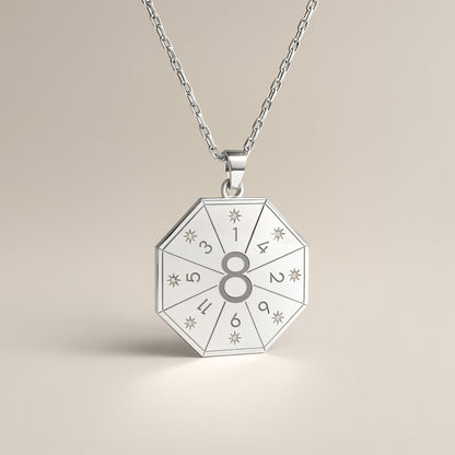 Naszyjnik z wisiorkiem Władcy Energii (8) w kolorze srebrnym – Pieczęć Mocy