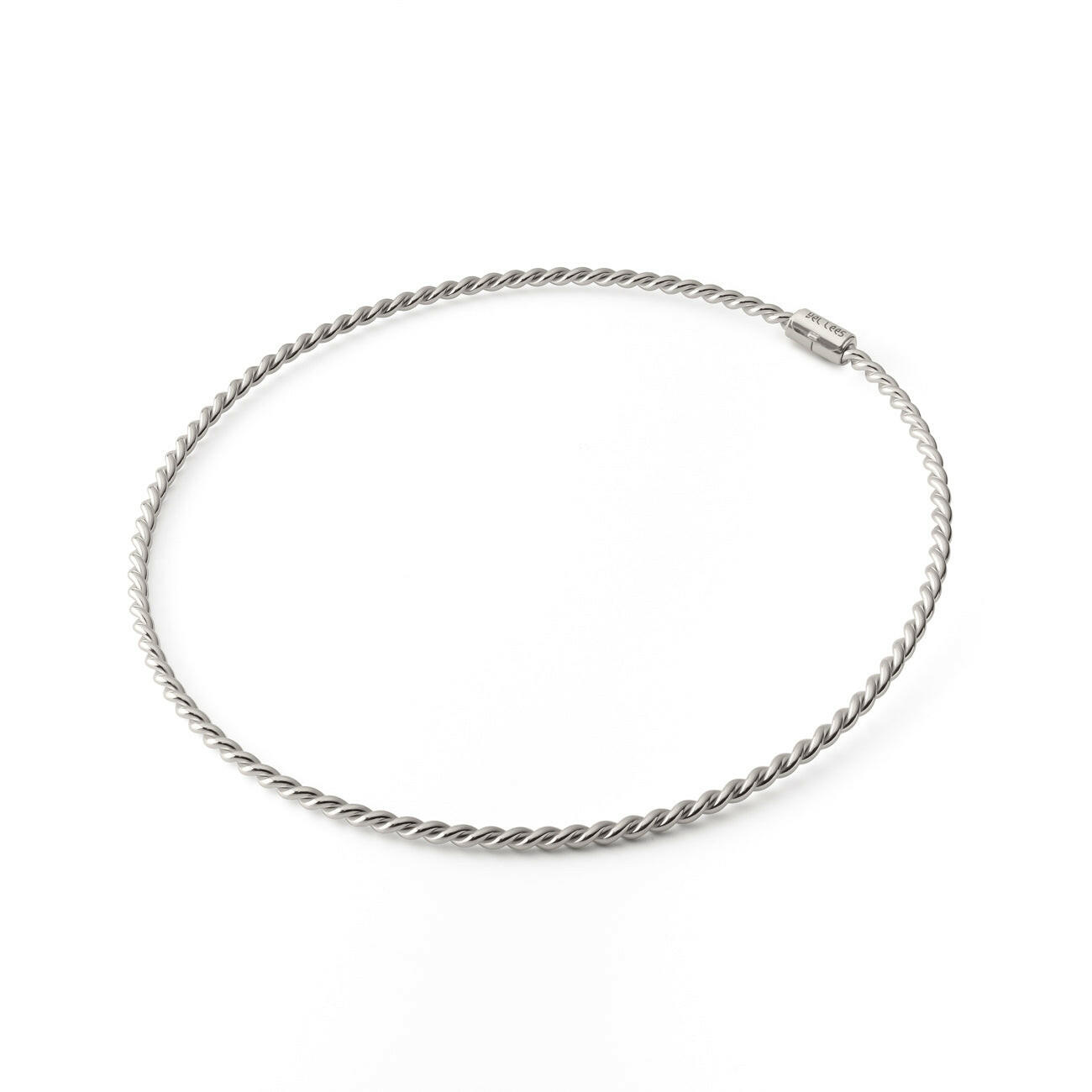 Miedziany naszyjnik tensorowy w kolorze srebrnym - Królewski.