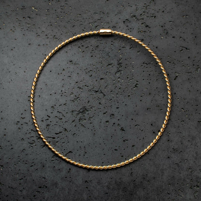 Miedziany naszyjnik tensorowy w kolorze srebrnym - Królewski.