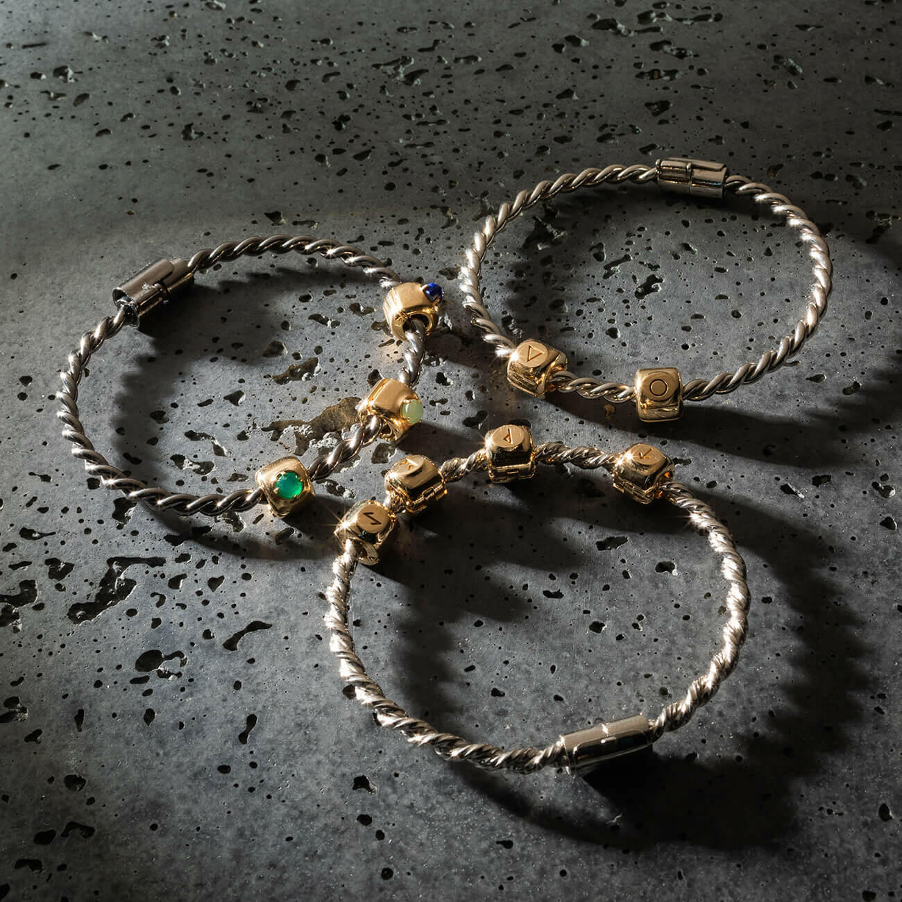 Srebrna bransoletka tensorowa - Amulet ochronny ze srebra próby 925 - Kubit Królewski.